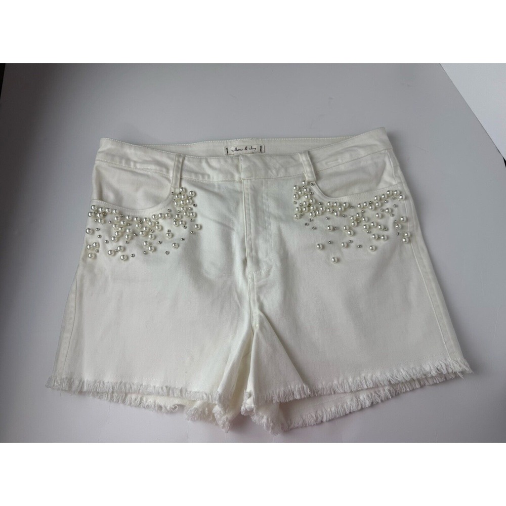 Willow And Clay White Cutoff Denim Shorts Pearl & Bead Accents Sz S 90s Grunge